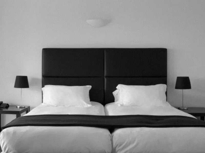 Hotel Le Versailles Villefranche-sur-Mer 3*,  France