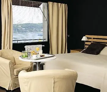***  Hotel Le Versailles Villefranche-sur-Mer Francia