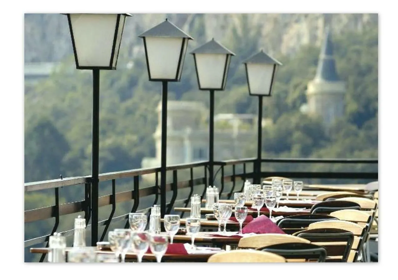Hotel Le Versailles Villefranche-sur-Mer