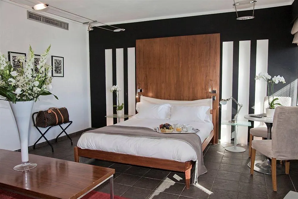 Hotel Le Versailles Villefranche-sur-Mer