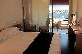 Hotel Le Versailles Villefranche-sur-Mer 3*,