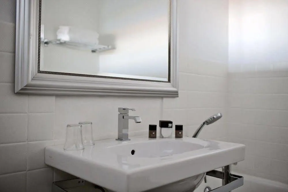 Hotel Le Versailles Villefranche-sur-Mer Frankrike